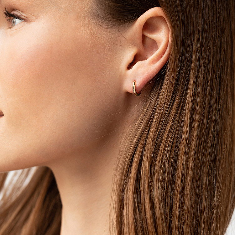 Серьги - кольца "Maya" в желтом золоте с09187 от ювелирного магазина Оникс - 1