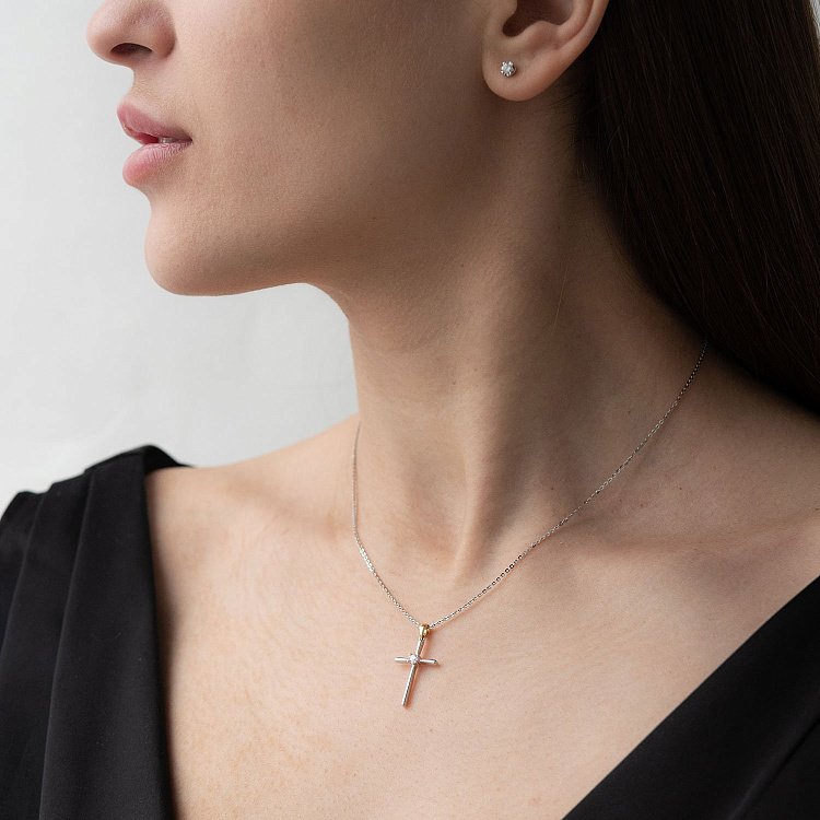 Золотий хрестик з діамантом пб0226ri від ювелірного магазину Онікс - 1