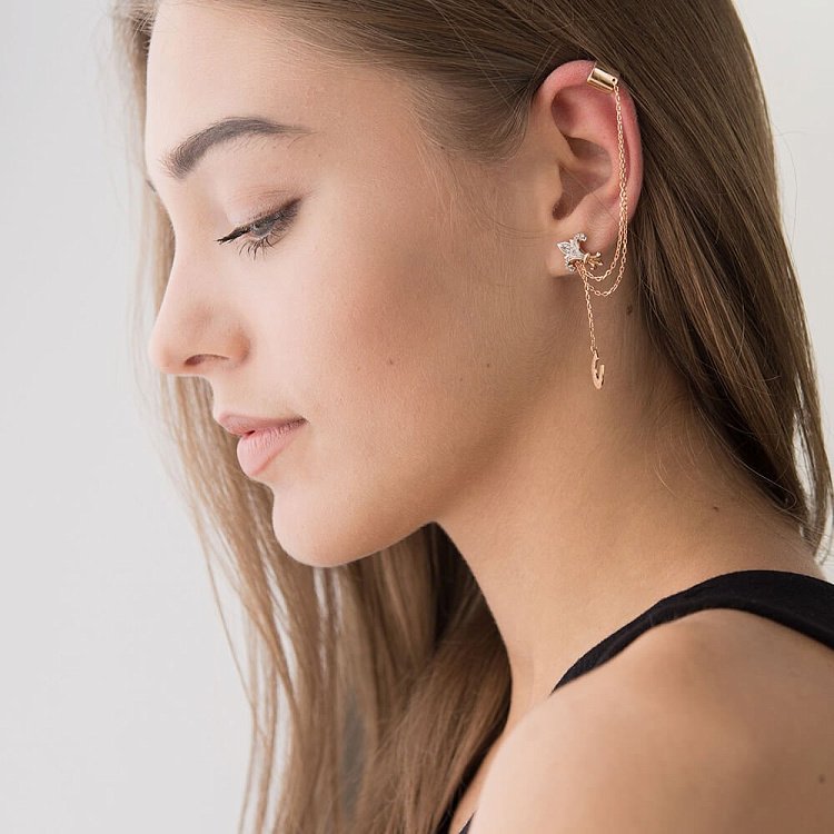 Ексклюзивні сережки-пусети з фіанітами 14050728 від ювелірного магазину Онікс