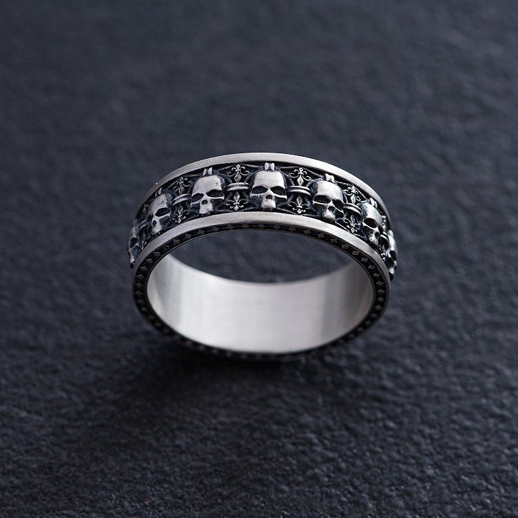 Мужское серебряное кольцо с черепами 1164 от ювелирного магазина Оникс - 4