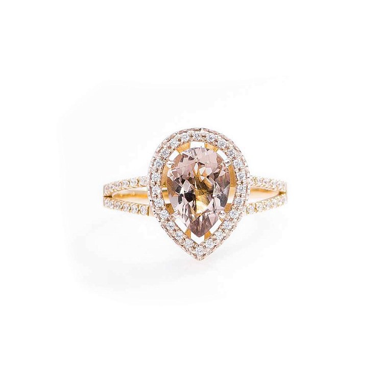 Золотое кольцо с раухтопазом и фианитами 14032266 от ювелирного магазина Оникс - 1