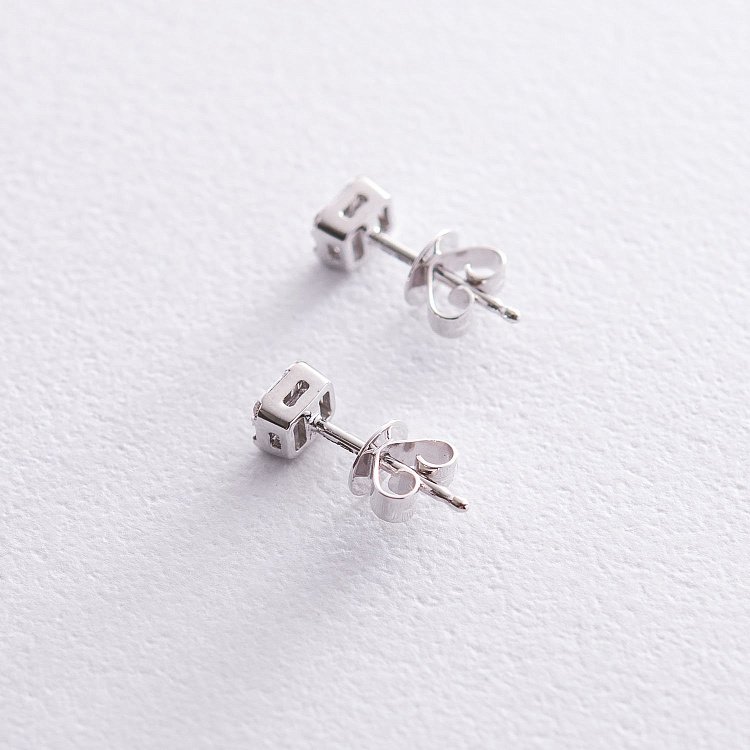 Серьги - пусеты с бриллиантами в белом золоте сб0341di-P - 2 Серьги - пусеты с бриллиантами в белом золоте сб0341di-P от ювелирного магазина Оникс - 2