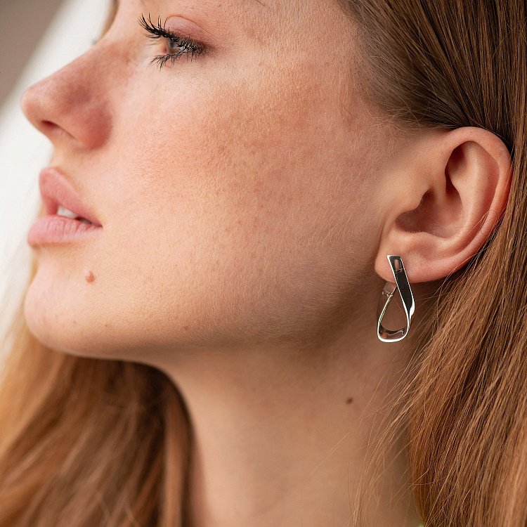 Сережки "Alicia" у білому золоті с08748 від ювелірного магазину Онікс - 1