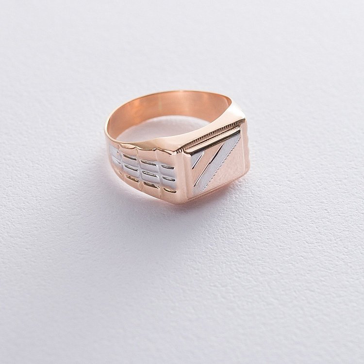 Печатка с белым золотом к05559 от ювелирного магазина Оникс