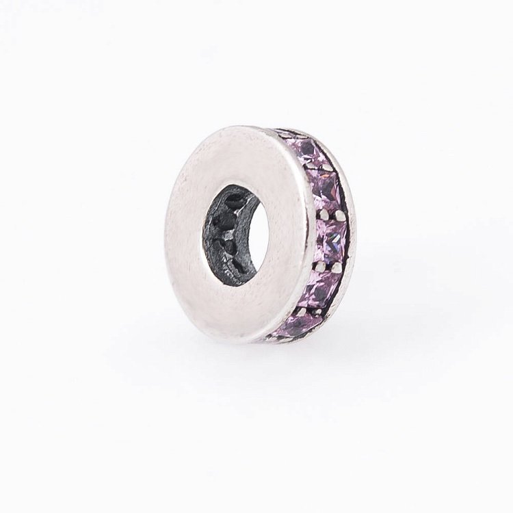 Шарм з фіанітами 132356р від ювелірного магазину Онікс