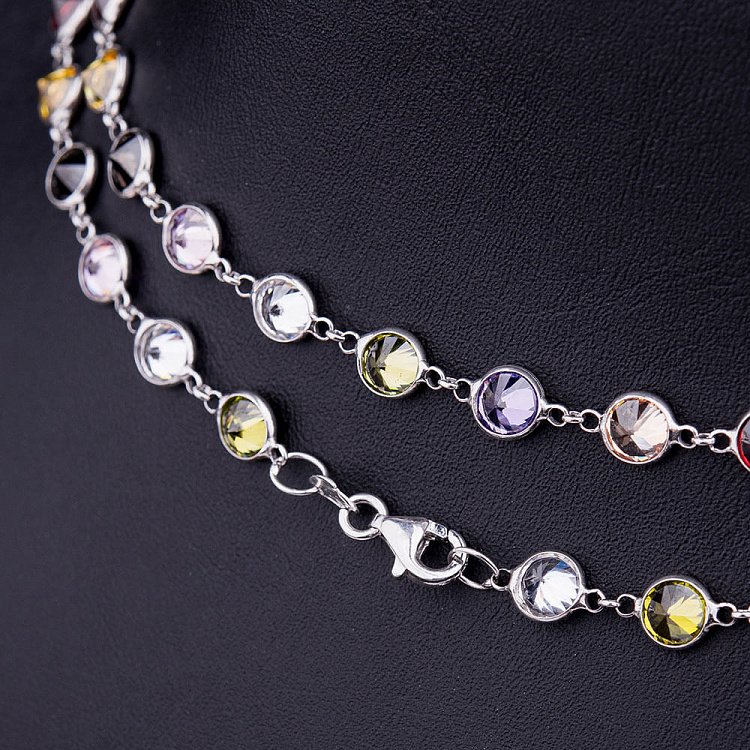 Серебряное колье с разноцветными фианитами 18195 от ювелирного магазина Оникс - 2