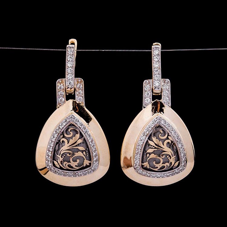 Золоті сережки з фіанітами с03259 від ювелірного магазину Онікс - 2