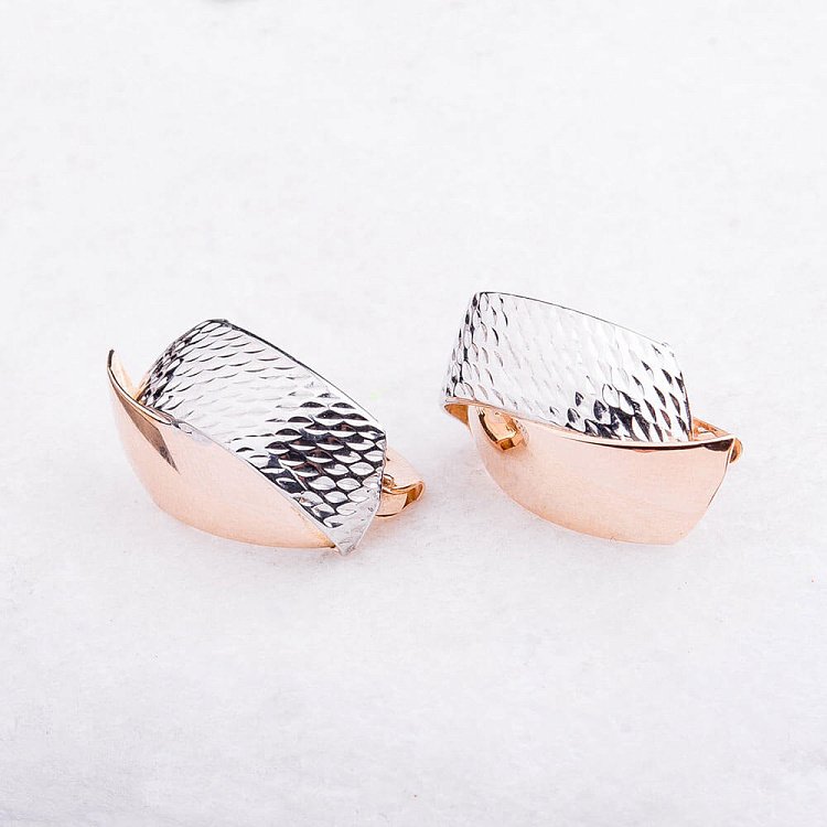 Золотые серьги с03918 от ювелирного магазина Оникс - 1