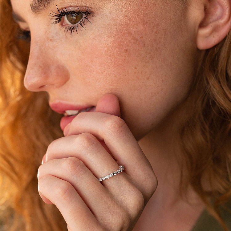 Золотое кольцо с дорожкой камней (бриллианты) кб0459ca от ювелирного магазина Оникс - 3