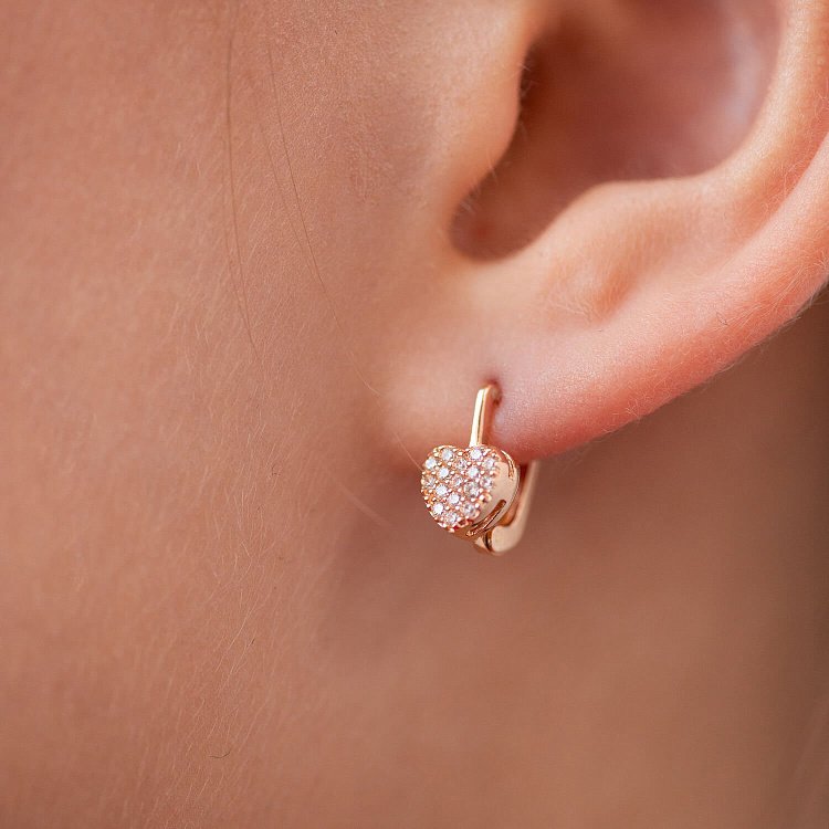 Золоті сережки "Сердечка" з фіанітами с05013 від ювелірного магазину Онікс - 3