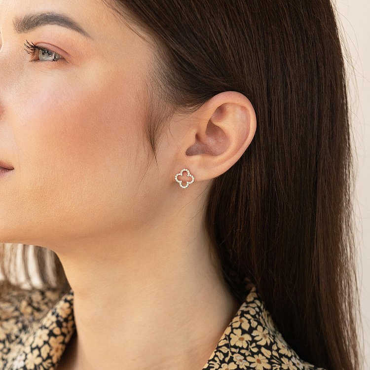 Серьги - пусеты "Клевер" с фианитами (желтое золото) с08436 от ювелирного магазина Оникс - 3