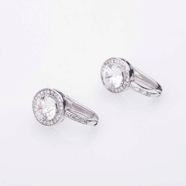 Золоті сережки з фіанітами с01955 від ювелірного магазину Онікс