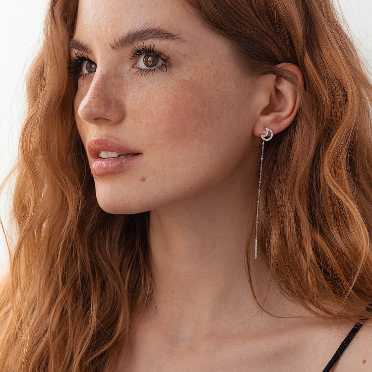 Золотые серьги - протяжки "Луна" с бриллиантами 322591121 - 3 Золотые серьги - протяжки "Луна" с бриллиантами 322591121 от ювелирного магазина Оникс - 3