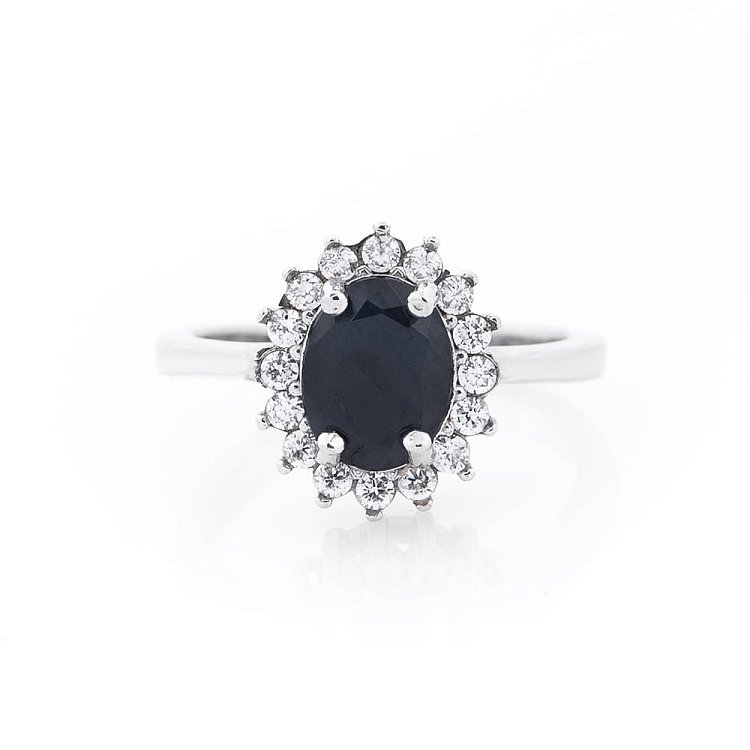 Срібна заручальна каблучка з сапфіром і фіанітами 111455 від ювелірного магазину Онікс - 2