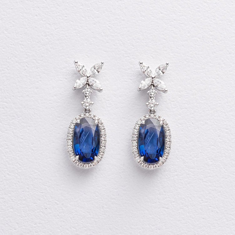 Золоті сережки - пусети з діамантами і сапфірами сб0596nl від ювелірного магазину Онікс