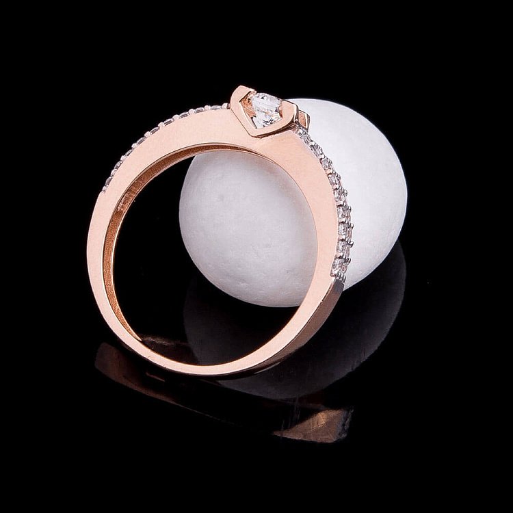 Помолвочное кольцо с фианитами к03835 от ювелирного магазина Оникс - 2