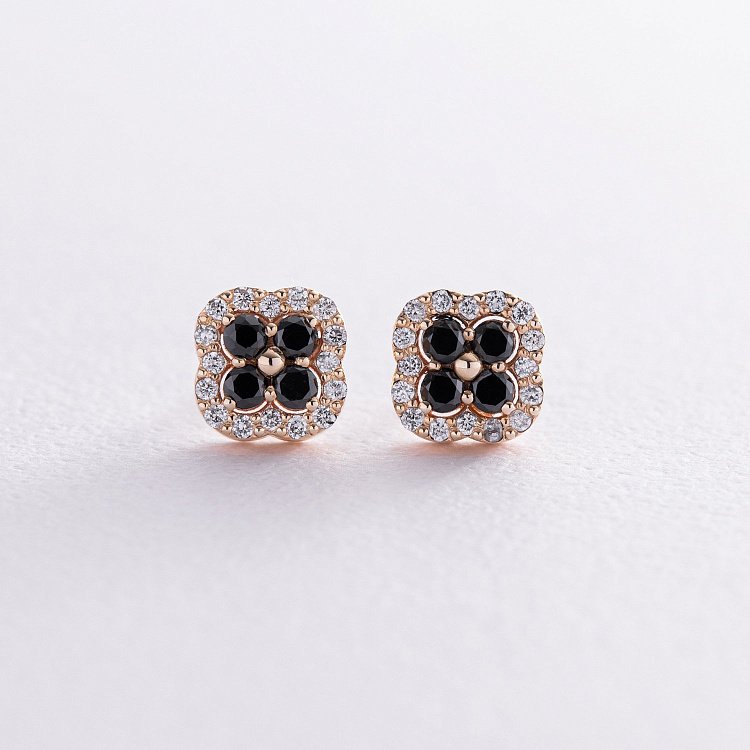 Золотые серьги - пусеты "Клевер" с бриллиантами 333843122 от ювелирного магазина Оникс