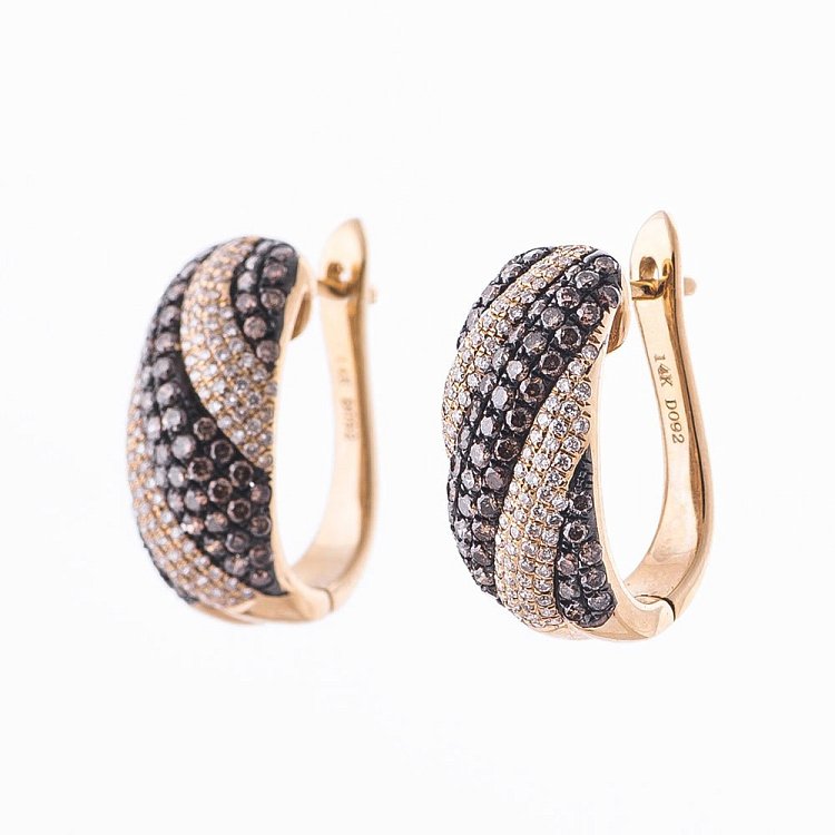 Золотые серьги с бриллиантами LDE0822-p от ювелирного магазина Оникс