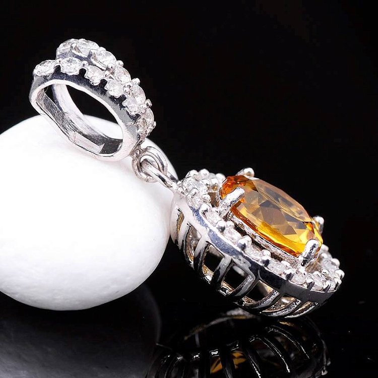 Срібна підвіска (фіаніти) 131498 від ювелірного магазину Онікс - 3