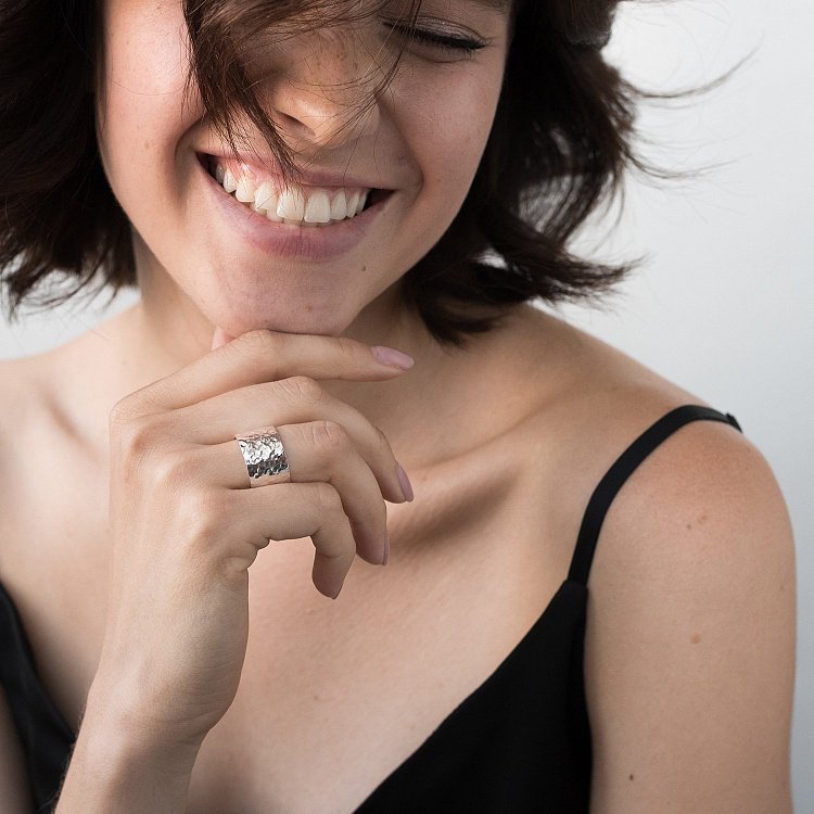 Широкое кольцо "Марс" в серебре 112206 от ювелирного магазина Оникс - 8