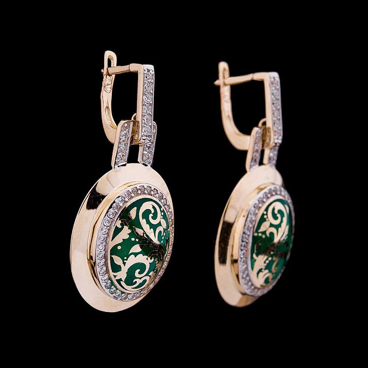 Золотые серьги с эмалью и фианитами с03726 от ювелирного магазина Оникс - 3