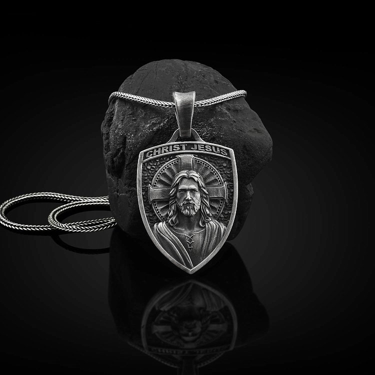 Серебряный кулон "Иисус Христос" 133174 от ювелирного магазина Оникс