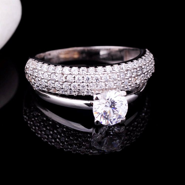 Помолвочное кольцо (фианиты) к03465 от ювелирного магазина Оникс - 1