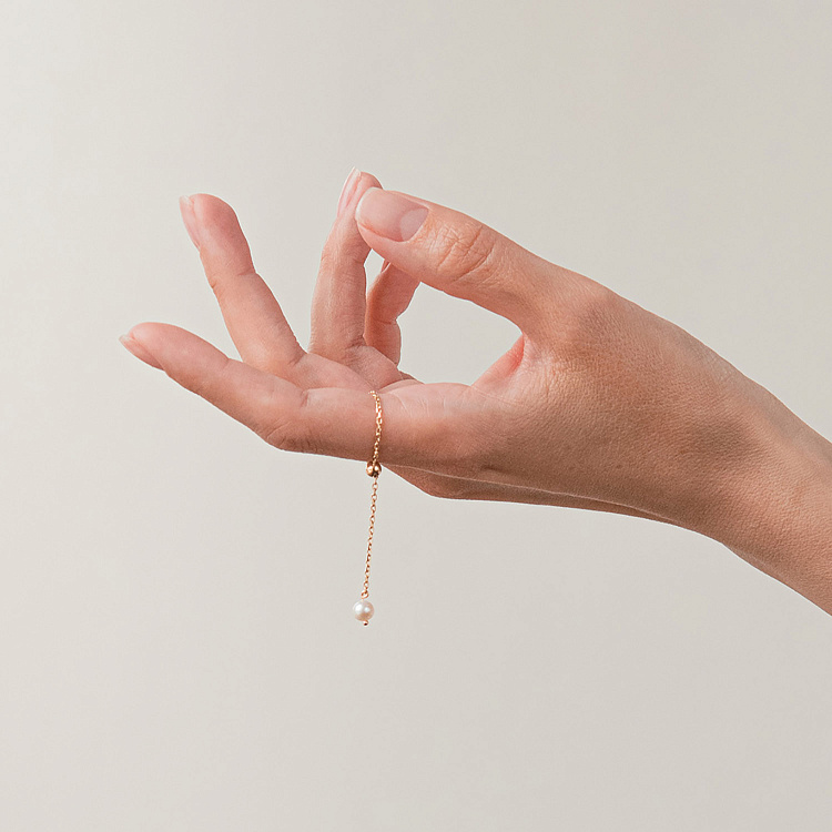 Каблучка "Перлина на ланцюжку" у жовтому золоті к08346 від ювелірного магазину Онікс - 1