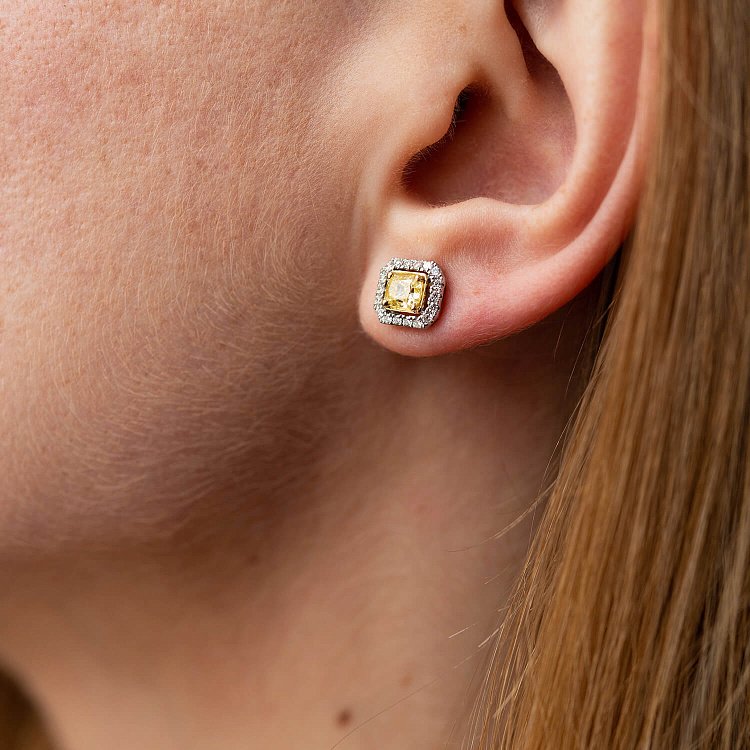 Золоті сережки - пусети з білими та жовтими діамантами сб0406nl від ювелірного магазину Онікс - 3