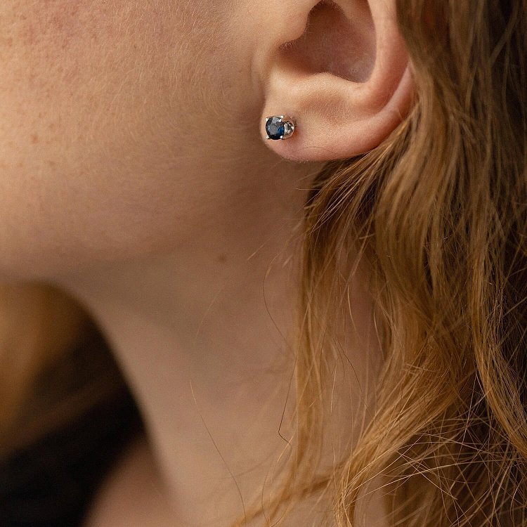 Золотые серьги - пусеты с сапфирами сб0389 от ювелирного магазина Оникс - 5