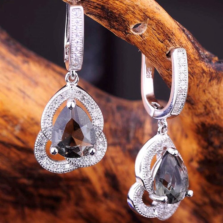 Срібні сережки (фіаніт, шпінель) с027 від ювелірного магазину Онікс - 3