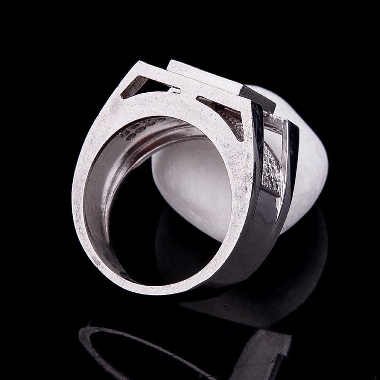 Серебряная печатка с фианитами 11919 от ювелирного магазина Оникс - 1