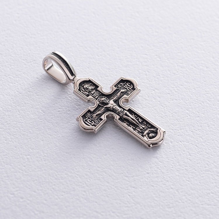 Хрест "Розп'яття" у білому золоті п03890 від ювелірного магазину Онікс