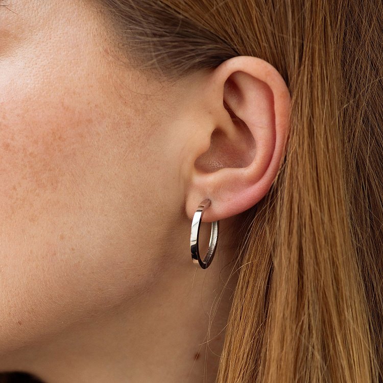 Серьги - кольца в белом золоте с08763 от ювелирного магазина Оникс - 3