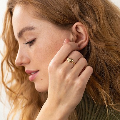 Кольцо "Сердечко" в желтом золоте (возможна гравировка) к07136 №6