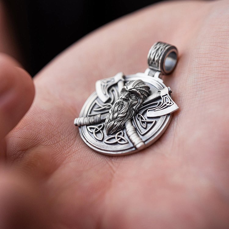 Срібний кулон "Вікінг із сокирами" 266 від ювелірного магазину Онікс - 5