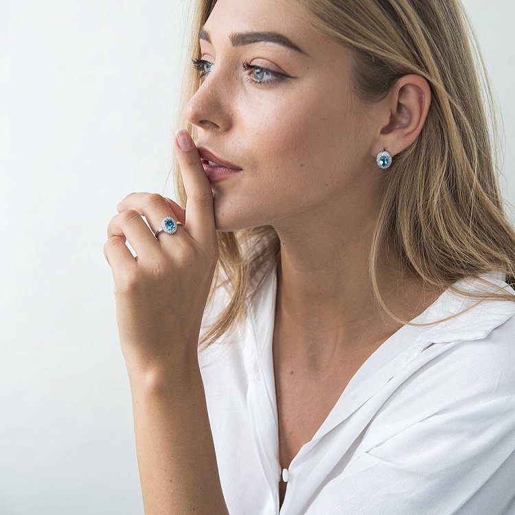 Золотые серьги с голубым топазом и фианитами с04201 от ювелирного магазина Оникс - 3