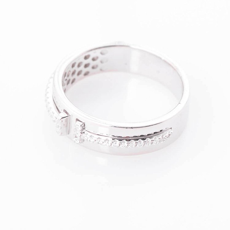 Серебрянное кольцо с фианитами 111992 от ювелирного магазина Оникс - 2