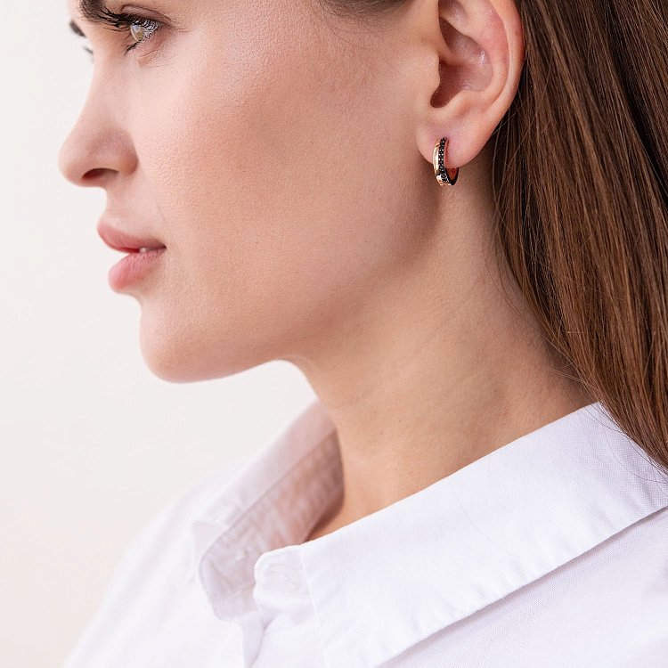 Золоті сережки - кільця з чорними фіанітами с07447 від ювелірного магазину Онікс - 1