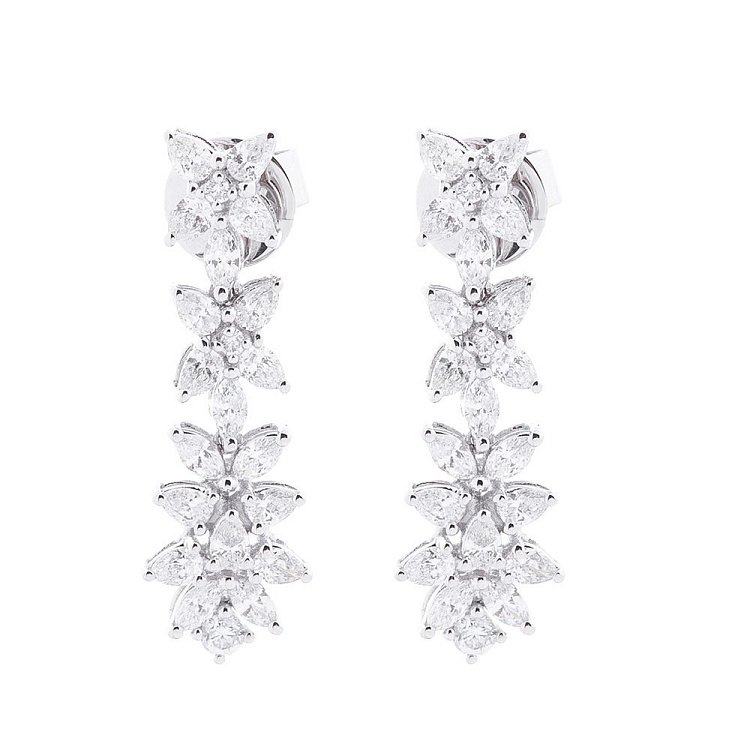 Золотые серьги-пусеты с бриллиантами сб0270ar от ювелирного магазина Оникс