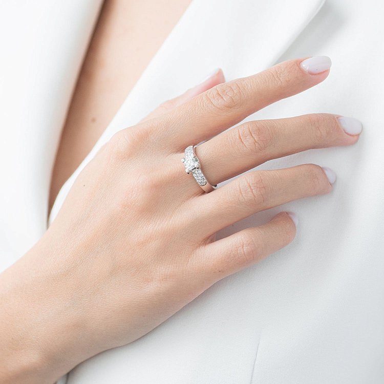 Кольцо в белом золоте (бриллианты) LDR0652-p от ювелирного магазина Оникс - 3