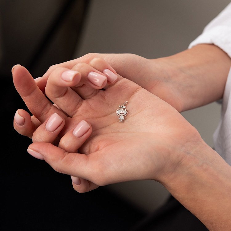 Срібна підвіска "Дівчинка" 13929 від ювелірного магазину Онікс - 1