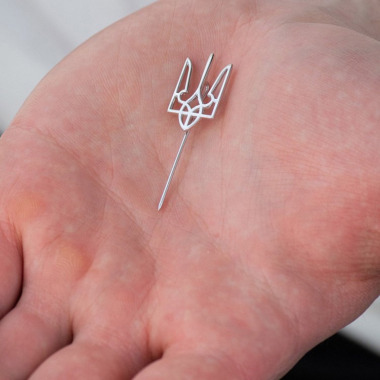 Срібна шпилька "Герб України - Тризуб" 20038 від ювелірного магазину Онікс - 1