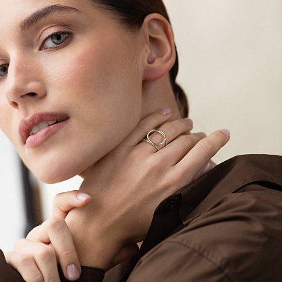 Серебряное кольцо "Круговорот" 112250 №4