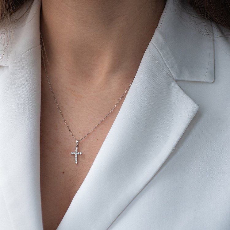 Золотий хрестик з фіанітами п03487 від ювелірного магазину Онікс - 1