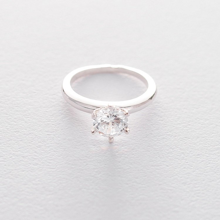 Серебряное помолвочное кольцо с фианитом 111864 от ювелирного магазина Оникс