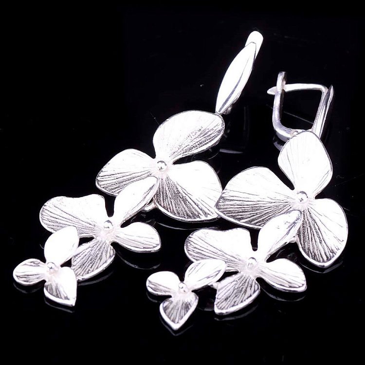 Серьги "Клевер" 12056 от ювелирного магазина Оникс