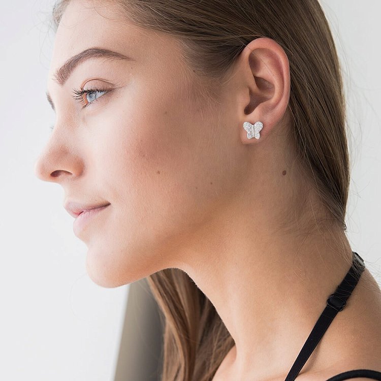 Срібні сережки-пусети "Метелики" з фіанітами 121675 від ювелірного магазину Онікс - 5