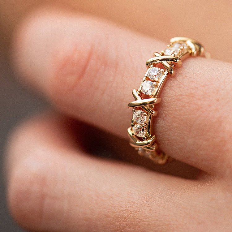 Каблучка "Rosie" з фіанітами (жовте золото)  к05890 від ювелірного магазину Онікс - 3