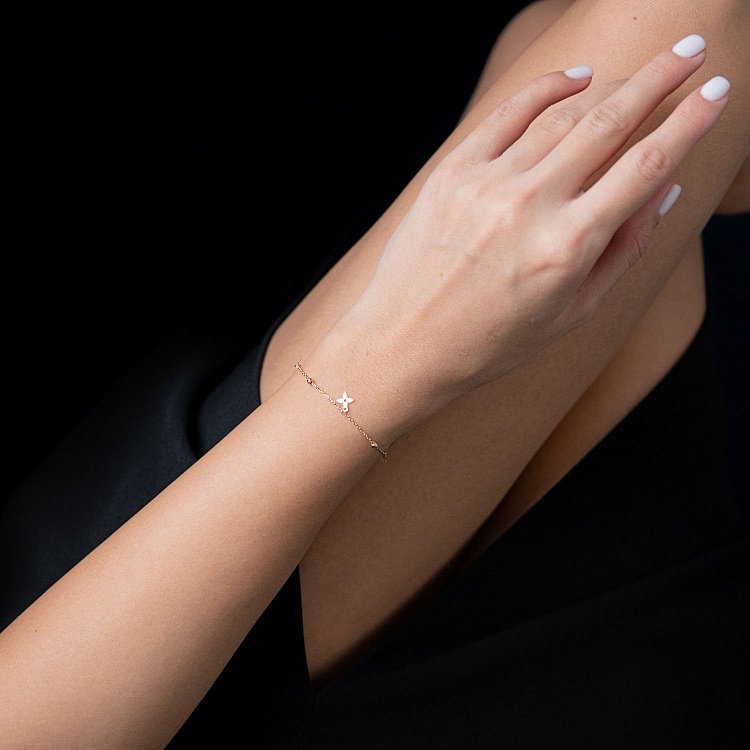 Браслет "Конюшина" в червоному золоті б04569 від ювелірного магазину Онікс - 1